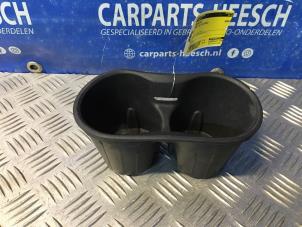 Used Cup holder Ford Focus 3 Wagon 1.0 Ti-VCT EcoBoost 12V 125 Price € 15,75 Margin scheme offered by Carparts Heesch