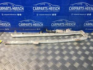 Used Roof curtain airbag, left Volkswagen Scirocco (137/13AD) 1.4 TSI 160 16V Price € 78,75 Margin scheme offered by Carparts Heesch