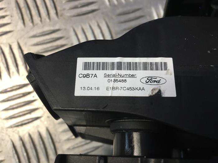 Gear-change mechanism from a Ford Fiesta 6 (JA8) 1.0 EcoBoost 12V 100 2016