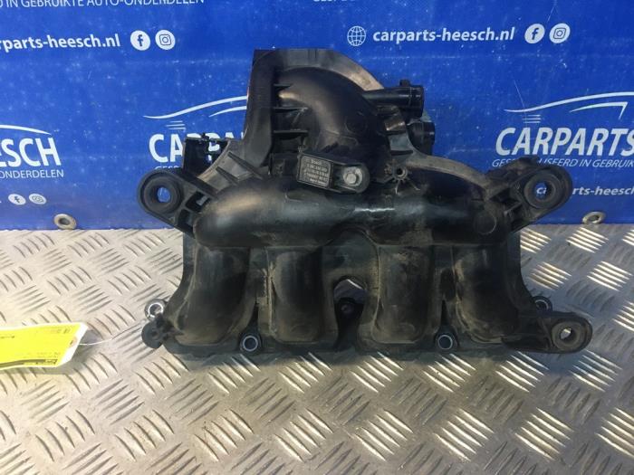 Używane Kolektor dolotowy BMW 1 serie (F20) 116i 1.6 16V Cena € 75,00 Procedura marży oferowane przez Carparts Heesch