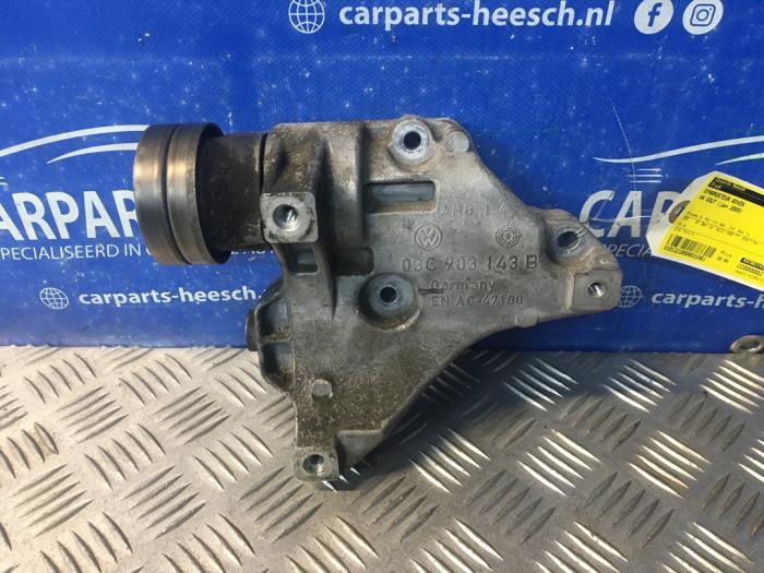 Used Alternator upper bracket Volkswagen Golf V Variant (1K5) 1.4 TSI 160 16V Price € 30,00 Margin scheme offered by Carparts Heesch