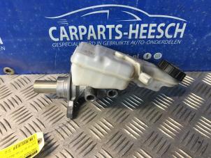 Used Master cylinder Ford Focus 3 Wagon 1.0 Ti-VCT EcoBoost 12V 125 Price € 26,25 Margin scheme offered by Carparts Heesch