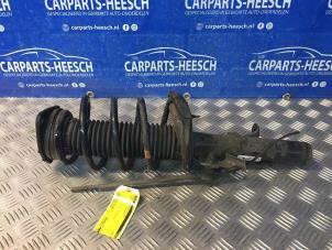 Used Front shock absorber, right Ford Focus 3 1.6 EcoBoost 16V 150 Price € 52,50 Margin scheme offered by Carparts Heesch
