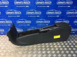 Used Middle console Volvo V50 (MW) 1.8 16V Price € 78,75 Margin scheme offered by Carparts Heesch