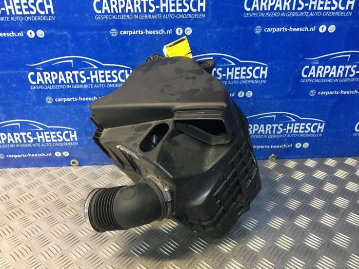 Gebrauchte Luftfiltergehäuse BMW 3 serie Touring (E91) 318i 16V Preis € 40,00 Margenregelung angeboten von Carparts Heesch