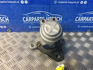 Used Engine mount Volvo V60 I (FW/GW) 1.6 DRIVe Price € 21,00 Margin scheme offered by Carparts Heesch