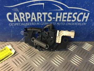 Used Bonnet lock mechanism Ford Focus 3 Wagon 1.6 EcoBoost 16V 150 Price € 26,25 Margin scheme offered by Carparts Heesch