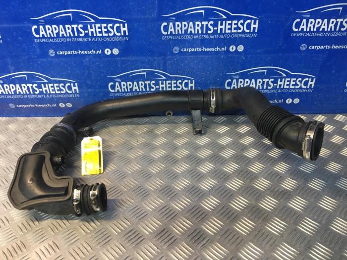Gebrauchte Intercooler Rohr Ford B-Max (JK8) 1.0 EcoBoost 12V 100 Preis € 35,00 Margenregelung angeboten von Carparts Heesch