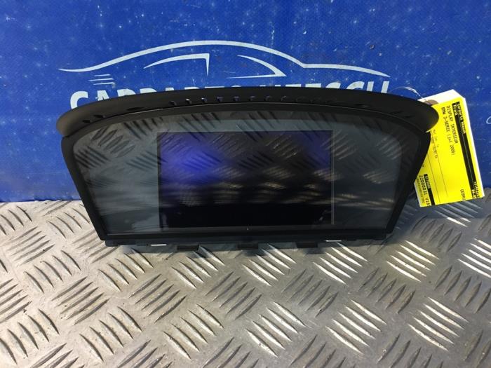 Begagnade Innerdisplay BMW 3 serie (E90) 320i 16V Pris € 150,00 Marginaltabell erbjuds av Carparts Heesch