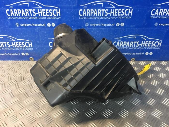 Gebrauchte Luftfiltergehäuse BMW 3 serie Touring (E91) 320i 16V Preis € 40,00 Margenregelung angeboten von Carparts Heesch