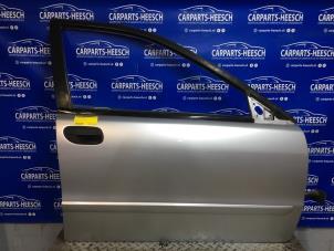 Used Front door 4-door, right Volvo V40 (VW) 2.0 16V Price on request offered by Carparts Heesch
