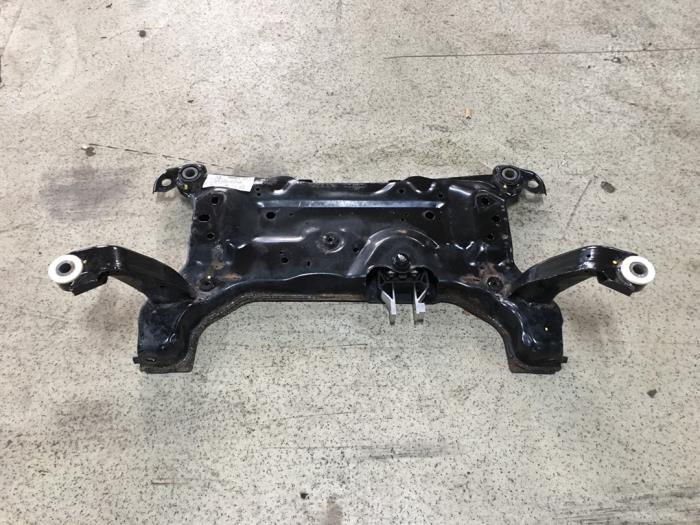 Subframe from a Ford Focus 3 1.0 Ti-VCT EcoBoost 12V 125 2013