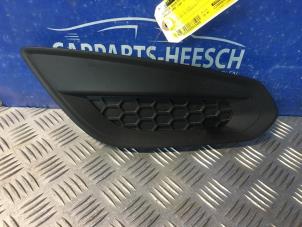 Used Bumper grille Volvo V60 I (FW/GW) 1.6 DRIVe Price € 21,00 Margin scheme offered by Carparts Heesch