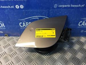 Used Tank cap cover Ford Focus 3 1.0 Ti-VCT EcoBoost 12V 125 Price € 31,50 Margin scheme offered by Carparts Heesch