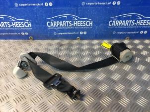 Used Rear seatbelt, right Mazda 5 (CR19) 1.8i 16V Price € 42,00 Margin scheme offered by Carparts Heesch