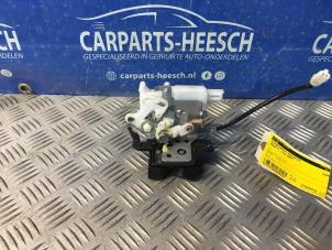 Used Tailgate lock mechanism Mazda 5 (CR19) 1.8i 16V Price € 31,50 Margin scheme offered by Carparts Heesch