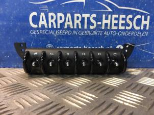 Used Electric window switch Mini Mini Cooper S (R53) 1.6 16V Price € 21,00 Margin scheme offered by Carparts Heesch