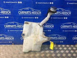 Used Front windscreen washer reservoir Ford C-Max (DXA) 1.0 Ti-VCT EcoBoost 12V 125 Price € 26,25 Margin scheme offered by Carparts Heesch