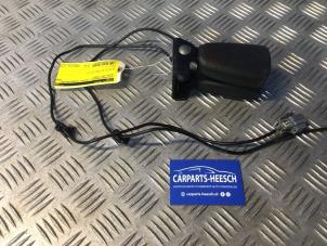 Used Rear seatbelt buckle, centre Volvo V50 (MW) 2.0 D 16V Price € 21,00 Margin scheme offered by Carparts Heesch
