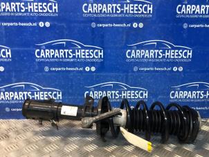 Used Front shock absorber, right Ford B-Max (JK8) 1.0 EcoBoost 12V 100 Price € 52,50 Margin scheme offered by Carparts Heesch