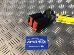 Used Rear seatbelt buckle, centre Ford Focus 3 Wagon Price € 21,00 Margin scheme offered by Carparts Heesch