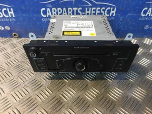 Used Radio CD player Audi A4 Avant (B8) 1.8 TFSI 16V Price € 131,25 Margin scheme offered by Carparts Heesch