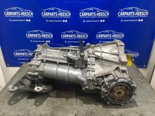 Used Gearbox bearing retainer Audi A4 Avant (B8) 1.8 TFSI 16V Price on request offered by Carparts Heesch