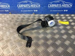Used Rear seatbelt, left Ford EcoSport (JK8) 1.0 EcoBoost 12V 125 Price € 42,00 Margin scheme offered by Carparts Heesch