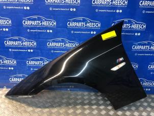 Used Front wing, left BMW 3 serie (E90) 318i 16V Price on request offered by Carparts Heesch