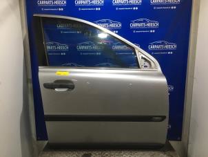 Used Front door 4-door, right Volvo XC90 I 2.4 D5 20V Price on request offered by Carparts Heesch
