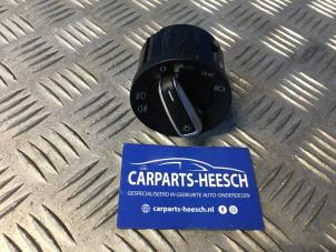 Gebrauchte Licht Schalter Volkswagen Scirocco (137/13AD) Preis € 21,00 Margenregelung angeboten von Carparts Heesch