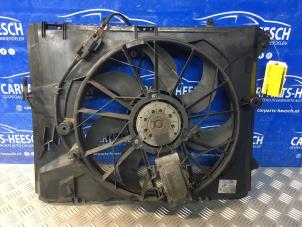 Used Radiator fan BMW 1 serie (E87/87N) 118i 16V Price € 42,00 Margin scheme offered by Carparts Heesch