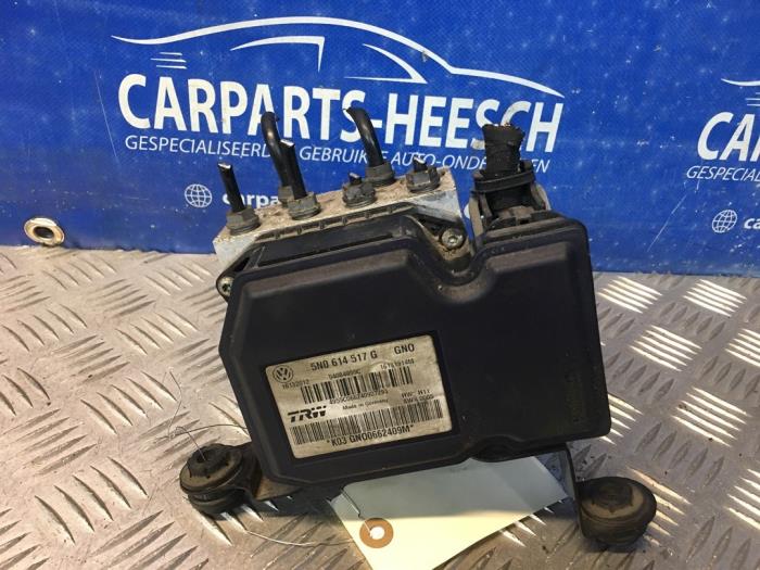 Usagé Bloc ABS Volkswagen Tiguan (5N1/2) 1.4 TSI 16V 4Motion Prix € 125,00 Règlement à la marge proposé par Carparts Heesch