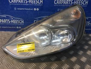 Used Headlight, left Ford S-Max (GBW) 2.0 16V Price € 105,00 Margin scheme offered by Carparts Heesch