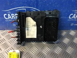Used Fuse box Volkswagen Tiguan (5N1/2) 1.4 TSI 16V 4Motion Price € 26,25 Margin scheme offered by Carparts Heesch