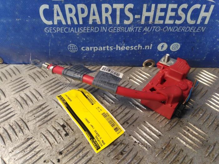Używane Biegun akumulator BMW 1 serie (E87/87N) 118i 16V Cena € 20,00 Procedura marży oferowane przez Carparts Heesch