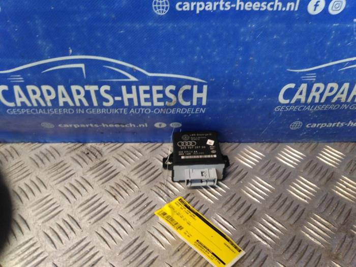 Usagé Ordinateur refroidisseur Audi A4 (B8) 1.8 TFSI 16V Prix € 35,00 Règlement à la marge proposé par Carparts Heesch
