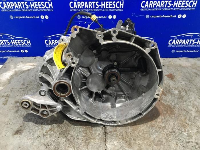 Gebrauchte Getriebe Ford Focus 3 Wagon 1.0 Ti-VCT EcoBoost 12V 125 Preis € 350,00 Margenregelung angeboten von Carparts Heesch