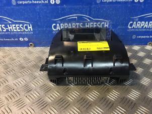 Used Head-up display Ford Focus 4 1.5 EcoBoost 12V 150 Price on request offered by Carparts Heesch