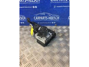 Used ABS pump Ford B-Max (JK8) 1.0 EcoBoost 12V 100 Price € 84,00 Margin scheme offered by Carparts Heesch
