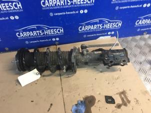 Used Front shock absorber rod, left Ford B-Max (JK8) 1.0 EcoBoost 12V 100 Price € 73,50 Margin scheme offered by Carparts Heesch