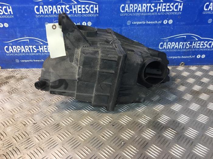 Gebrauchte Luftfiltergehäuse Volkswagen Transporter T6 2.0 TDI 150 Preis auf Anfrage angeboten von Carparts Heesch