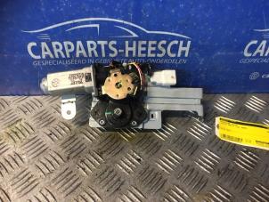 Usados Motor de techo deslizante Toyota Rav-4 Precio € 26,25 Norma de margen ofrecido por Carparts Heesch