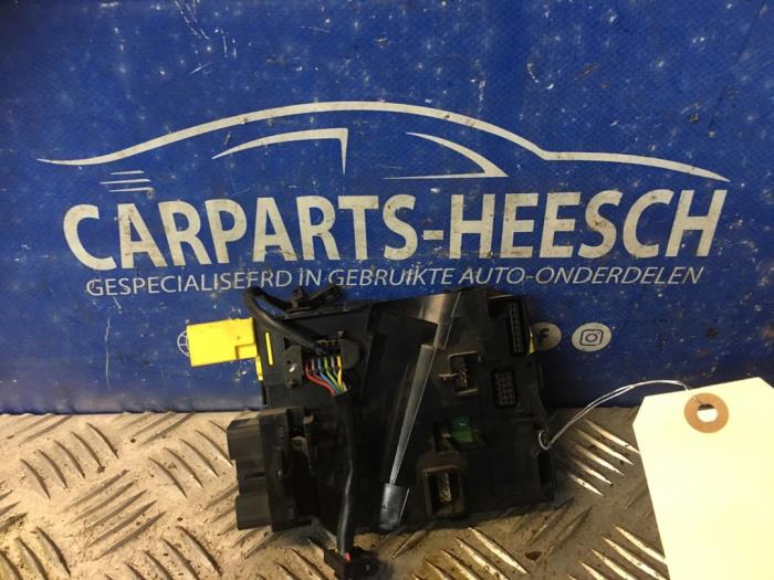 Begagnade Styrvinkelsensor Volkswagen Golf V (1K1) 2.0 SDI Pris € 20,00 Marginaltabell erbjuds av Carparts Heesch
