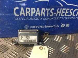 Używane Czujnik podwójny ESP Volkswagen Touran Cena € 15,75 Procedura marży oferowane przez Carparts Heesch