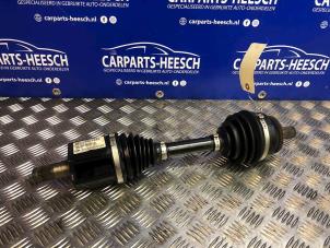 Used Front drive shaft, left Volvo V70 (BW) 2.4 D5 20V Price € 63,00 Margin scheme offered by Carparts Heesch