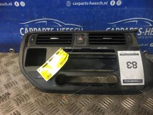 Used Dashboard part Kia Rio Price € 31,50 Margin scheme offered by Carparts Heesch