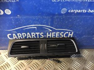 Used Dashboard vent Audi A4 Avant (B8) 1.8 TFSI 16V Price € 15,75 Margin scheme offered by Carparts Heesch