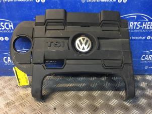 Używane Plyta ochronna silnika Volkswagen Scirocco (137/13AD) 1.4 TSI 160 16V Cena € 36,75 Procedura marży oferowane przez Carparts Heesch