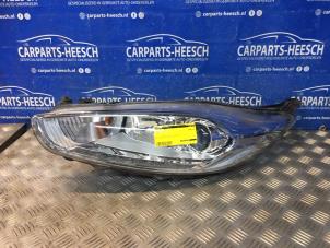 Used Headlight, left Ford Fiesta 6 (JA8) 1.0 EcoBoost 12V 100 Price on request offered by Carparts Heesch